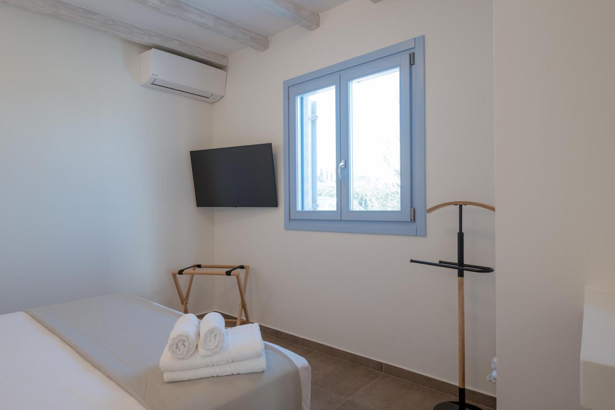 Aneliz Paros Apartment Екстериор снимка