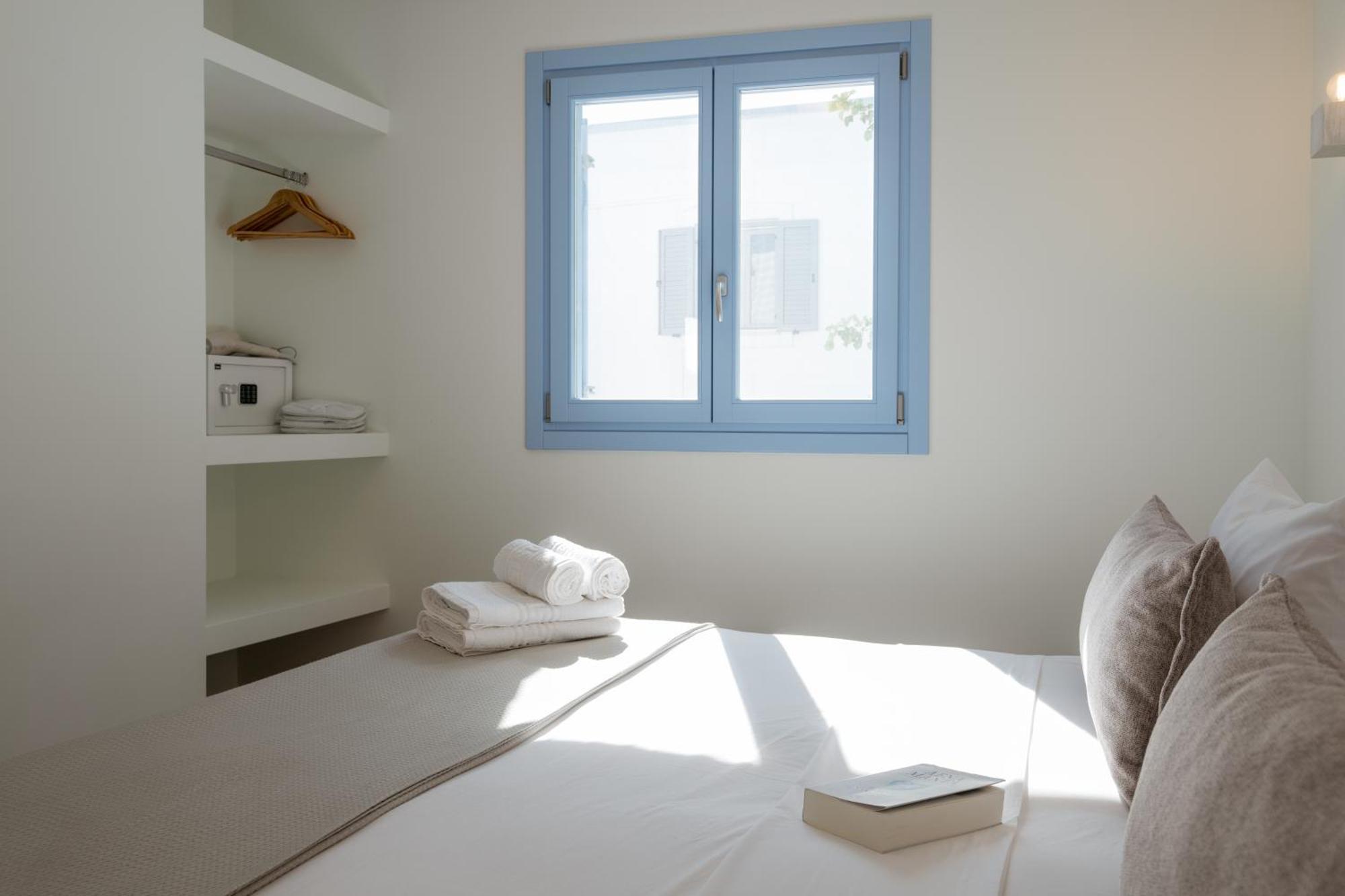 Aneliz Paros Apartment Екстериор снимка